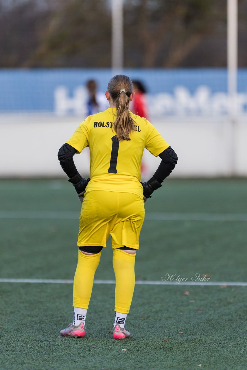 Bild 396 - wBJ Hamburger SV - Holstein Kiel : Ergebnis: 8:0